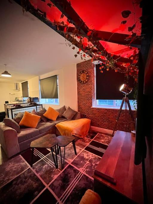 Stunning Two Bed City Centre Apartment Leeds  Dış mekan fotoğraf