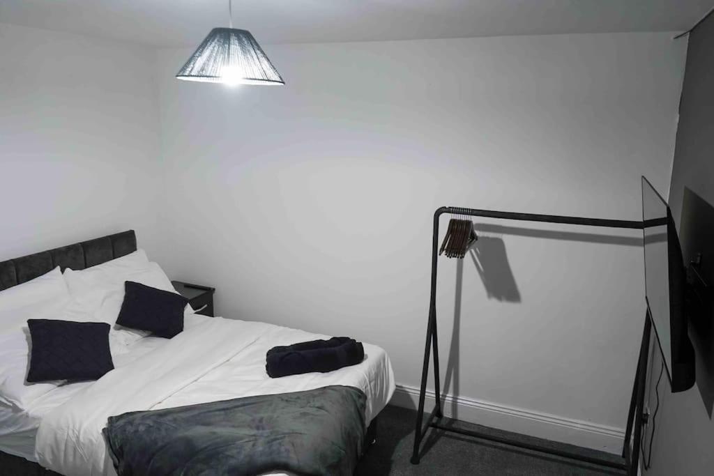 Stunning Two Bed City Centre Apartment Leeds  Dış mekan fotoğraf