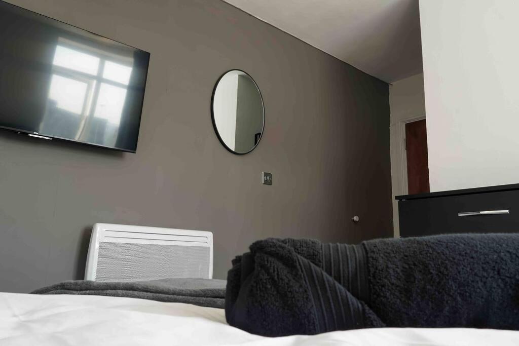 Stunning Two Bed City Centre Apartment Leeds  Dış mekan fotoğraf