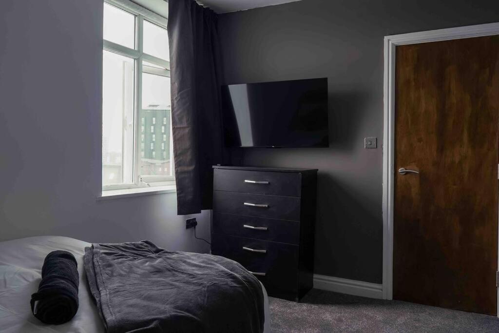 Stunning Two Bed City Centre Apartment Leeds  Dış mekan fotoğraf